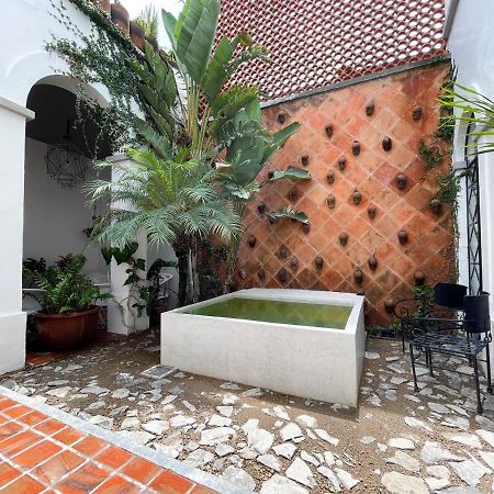 מלון גואדלחארה Casa Blanco By Barrio Mexico מראה חיצוני תמונה
