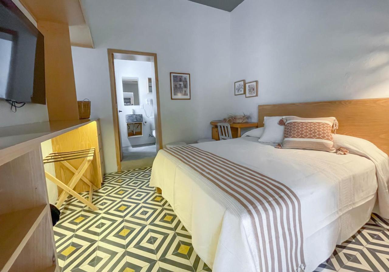 מלון גואדלחארה Casa Blanco By Barrio Mexico מראה חיצוני תמונה