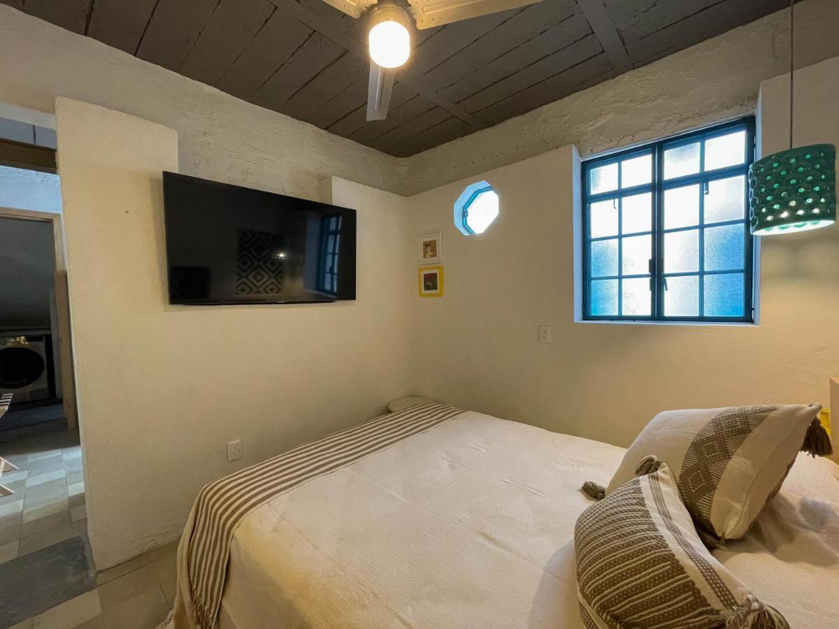 מלון גואדלחארה Casa Blanco By Barrio Mexico מראה חיצוני תמונה