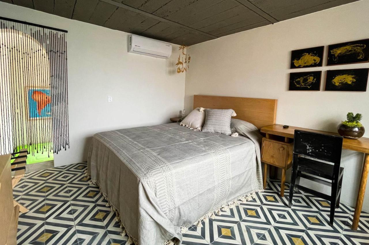 מלון גואדלחארה Casa Blanco By Barrio Mexico מראה חיצוני תמונה