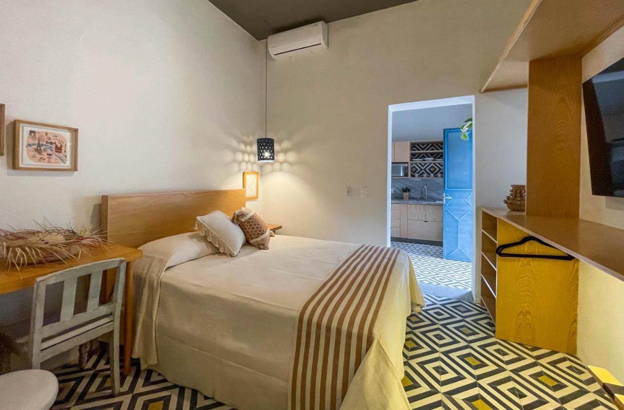 מלון גואדלחארה Casa Blanco By Barrio Mexico מראה חיצוני תמונה